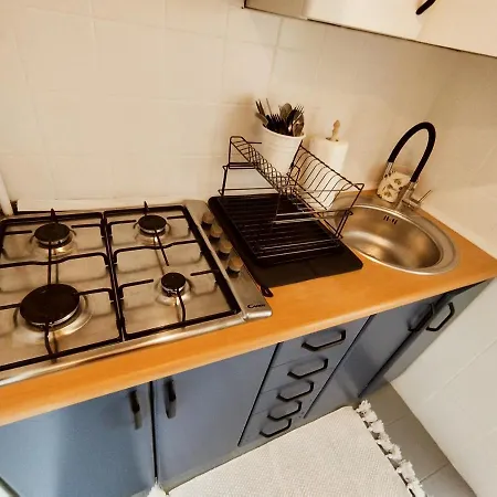 Center Charming Flat -wi-fi 600mbps Apartman *